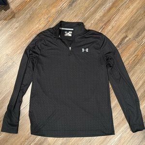 Men’s black medium Under Armour quarter zip